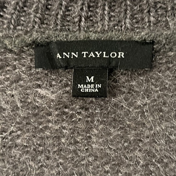 Ann Taylor Women’s Mohair Blend Open Front Cadigan Front Pockets Grey Size M - Picture 6 of 7